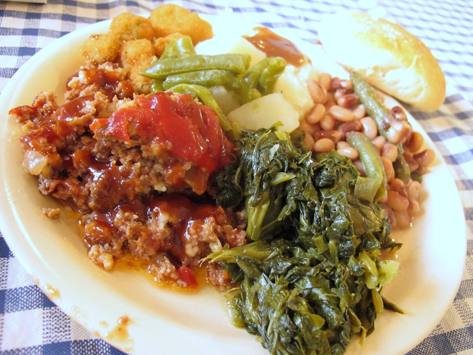 Rogerland Restaurant - Roadfood