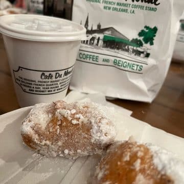 Beignets and coffee at Cafe Du Monde