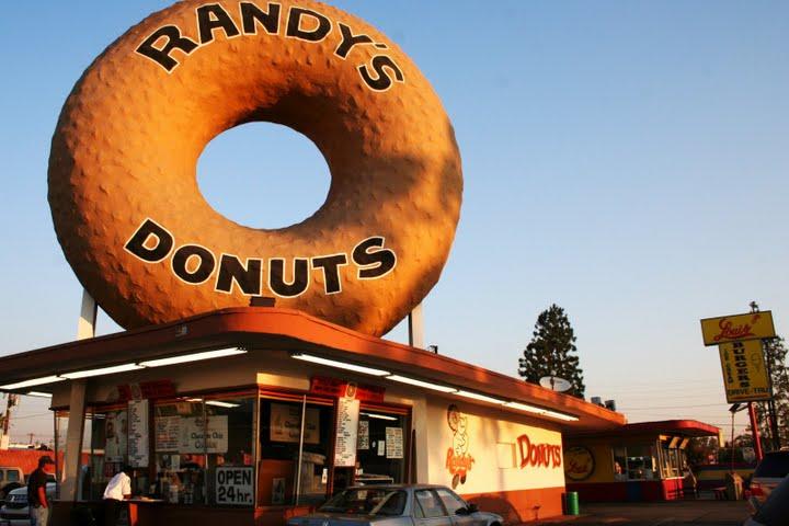 Exterior shot of Randy's Donuts sign in the saytime