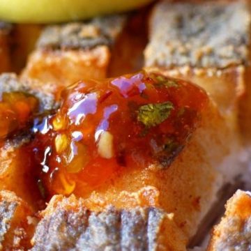 Pepper-hot jelly garnishes crisp grilled flounder