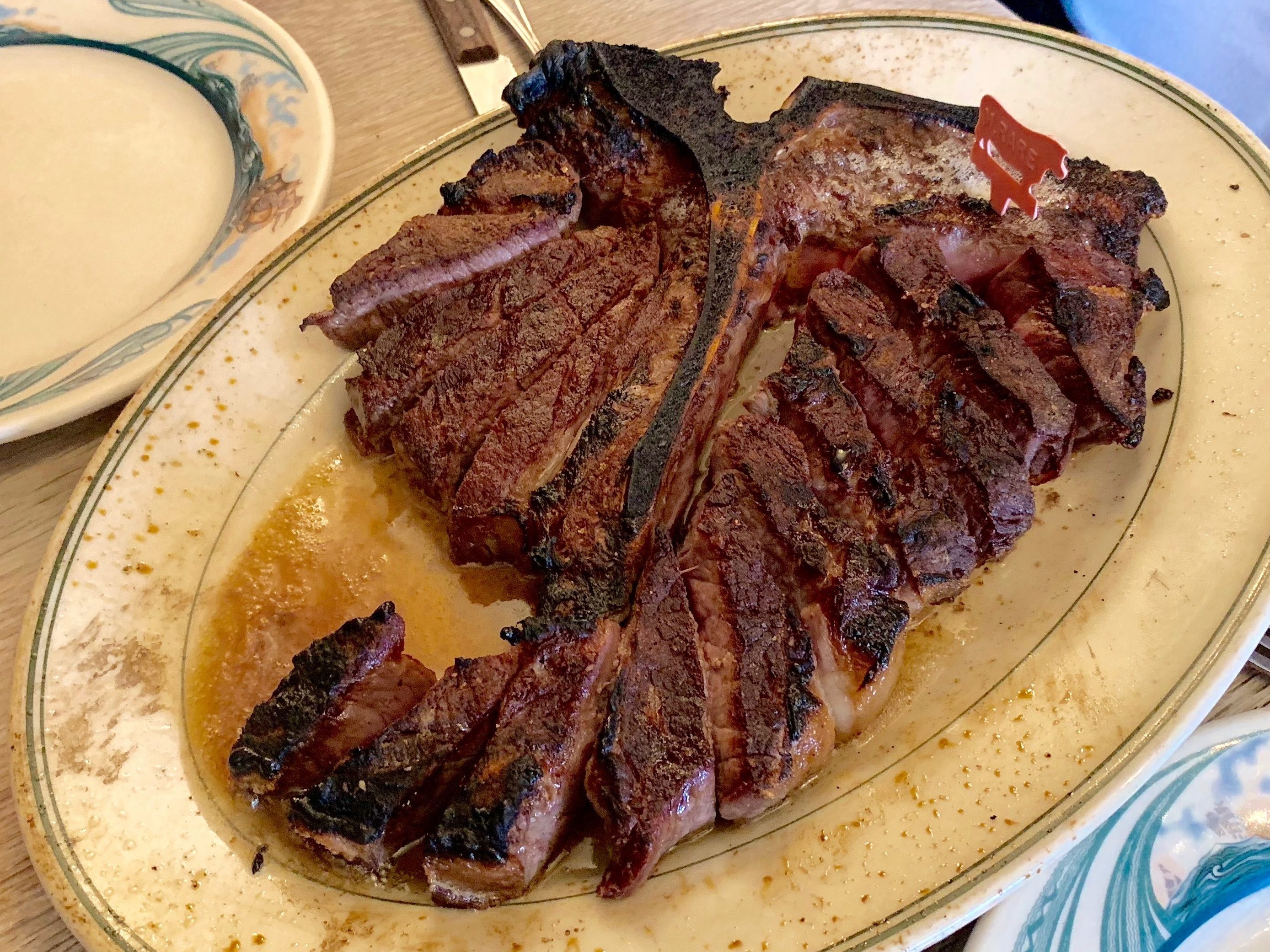 Peter Luger Steak House opens at Caesars Palace on the Las Vegas Strip ...