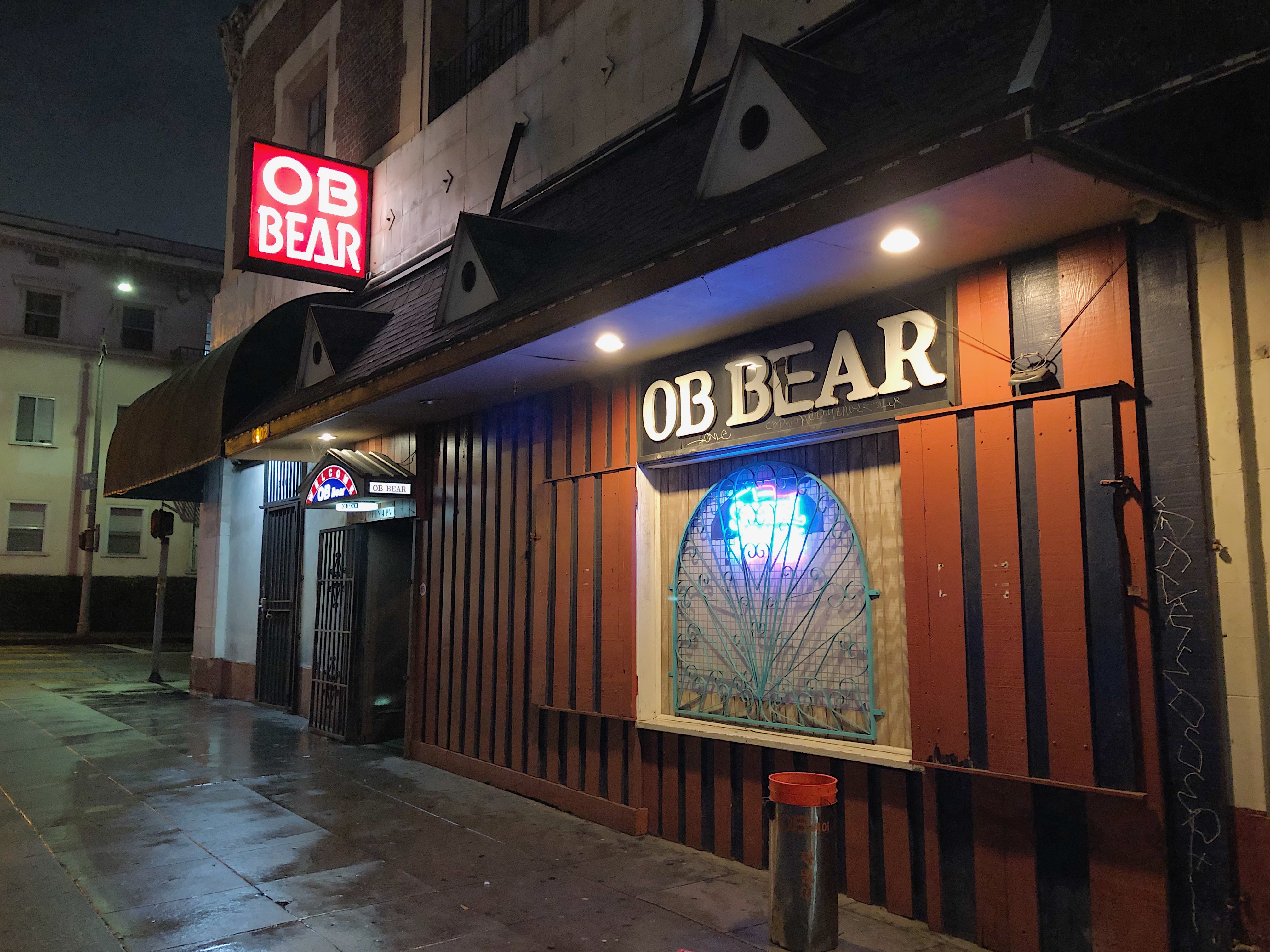 OB Bear - Los Angeles, CA | Review & What to Eat